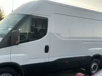 Usado Iveco Daily 136 CV (100 kW) 2021 Blanco Van