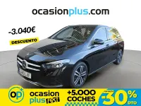 Usado Mercedes B200 150 CV (110 kW) 2022 Negro Monovolumen