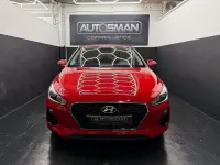 Usado Hyundai i30 120 CV (88 kW) 2017 Rojo Familiar