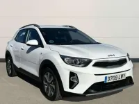 Begagnad Kia Stonic 84 HK (61 kW) 2022 Vit SUV