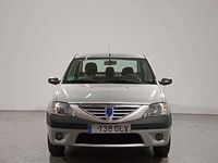 Usado Dacia Logan Lauréate 87 CV (63 kW) 2009 Gris Utilitario