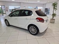 usado Peugeot 208 1.2 PureTech S&S Style 82