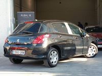 Usado Peugeot 308 120 CV (88 kW) 2009 Negro Berlina