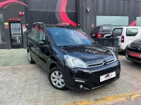 Usado Citroën Berlingo Feel 100 CV (73 kW) 2016 Negro Monovolumen