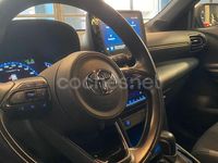 Usado Toyota Yaris Cross 116 CV (85 kW) 2023 Gris / plata SUV