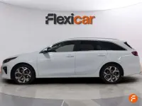 Usado Kia Ceed 137 CV (100 kW) 2021 Blanco Utilitario