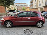 Usado Renault Mégane II Privilege 100 CV (73 kW) 2004 Granate Berlina