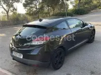 Usado Renault Mégane Dynamique 130 CV (95 kW) 2009 Negro Berlina