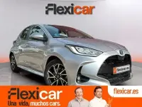 Usado Toyota Yaris Hybrid Active 116 CV (85 kW) 2022 Blanco