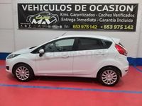 Usado Ford Fiesta Trend 75 CV (55 kW) 2015 Blanco Berlina