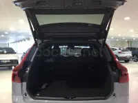 Nuevo Volvo XC60 Plus 250 CV (183 kW) 2026 Gris / plata SUV