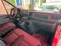 Usado Renault Trafic 131 CV (96 kW) 2022 Blanco Monovolumen