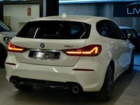 Usado BMW 118 Sport Line 150 CV (110 kW) 2020 Blanco Utilitario