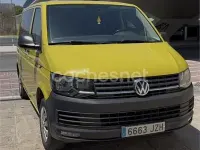 Usado VW Caravelle 102 CV (75 kW) 2018 Amarillo Van