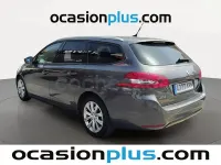 Usado Peugeot 308 SW Style 130 CV (95 kW) 2018 Gris / plata Familiar