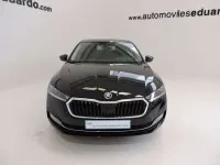 Occasion Skoda Octavia Business Line 110 PK (80 kW) 2021 Zwart Sedan