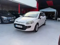 Usado Fiat Punto Active 69 CV (50 kW) 2011 Blanco Utilitario