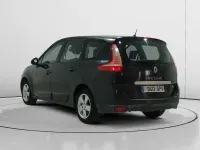 Usado Renault Scénic III Dynamique 131 CV (96 kW) 2009 Negro