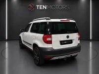 Usado Skoda Yeti 105 CV (77 kW) 2013 Blanco SUV