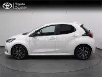 Usado Toyota Yaris Hybrid Style 116 CV (85 kW) 2022 Blanco Berlina