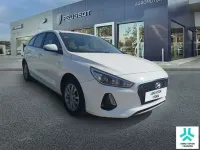 Usado Hyundai i30 120 CV (88 kW) 2017 Blanco Familiar