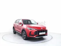 Usado MG ZS Luxury 197 CV (144 kW) 2025 Rojo SUV