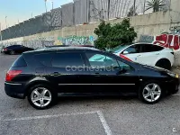 Usado Peugeot 407 Sport 136 CV (100 kW) 2006 Negro Familiar