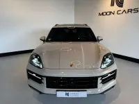 Usado Porsche Cayenne E-Hybrid 470 CV (345 kW) 2025 Gris SUV