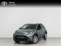 Usado Toyota Aygo X Play 72 CV (52 kW) 2024 Gris SUV