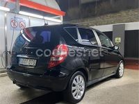 Usado Mercedes A180 Classic 109 CV (80 kW) 2005 Negro Monovolumen