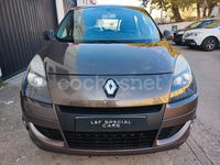 Usado Renault Scénic III 110 CV (80 kW) 2010 Marrón Monovolumen
