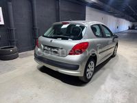 Usado Peugeot 207 75 CV (55 kW) 2009 Beige Berlina