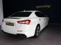 Usado Maserati Ghibli GranLusso 430 CV (316 kW) 2018 Blanco Berlina