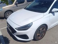 Usado Hyundai i30 96 CV (70 kW) 2025 Blanco Berlina