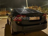 Usado Volvo S60 Momentum 136 CV (100 kW) 2012 Negro Berlina