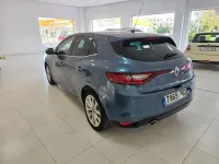Usado Renault Mégane IV Intens 130 CV (95 kW) 2016 Azul Berlina