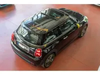 Usado Mini Cooper SE 135 kW (184 CV) 2021 Negro Utilitario