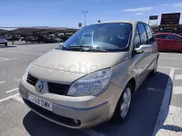Usado Renault Scénic Dynamique 105 CV (77 kW) 2006 Beige Monovolumen