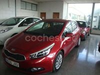 Usado Kia Ceed GT 90 CV (66 kW) 2016 Granate Berlina