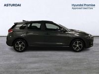 Usado Hyundai i30 120 CV (88 kW) 2021 Gris Utilitario