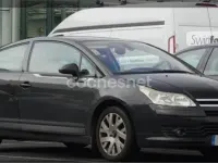 Begagnad Citroën C4 110 HK (80 kW) 2005 Svart Sedan