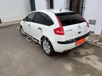 Usado Citroën C4 92 CV (67 kW) 2005 Blanco Berlina