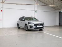 Usado Ford Focus ST-Line 126 CV (92 kW) 2023 Plateado Familiar