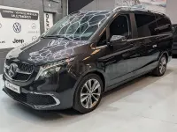 Usado Mercedes V300 Avantgarde 239 CV (175 kW) 2023 Gris / plata Monovolumen