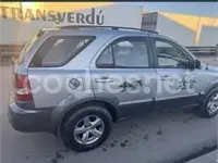 Usado Kia Sorento EX 140 CV (102 kW) 2003 Gris / plata SUV