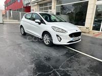 Usado Ford Fiesta Trend 86 CV (63 kW) 2018 Blanco Berlina