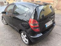 Käytetty Mercedes A200 Avantgarde 140 HP (102 kW) 2005 Musta Tila-auto