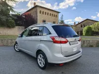 Usado Ford Grand C-Max Trend 125 CV (91 kW) 2013 Gris / plata Monovolumen