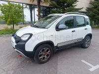 Usado Fiat Panda Cross Cross 69 CV (50 kW) 2018 Negro Utilitario