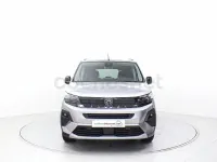 Usado Peugeot Rifter GT 130 CV (95 kW) 2025 Gris / plata Monovolumen